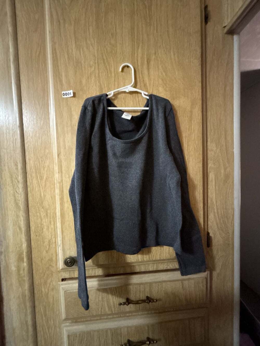 No Boundaries Scoop Neck Long Sleeve Top Size XXL (20) Gray